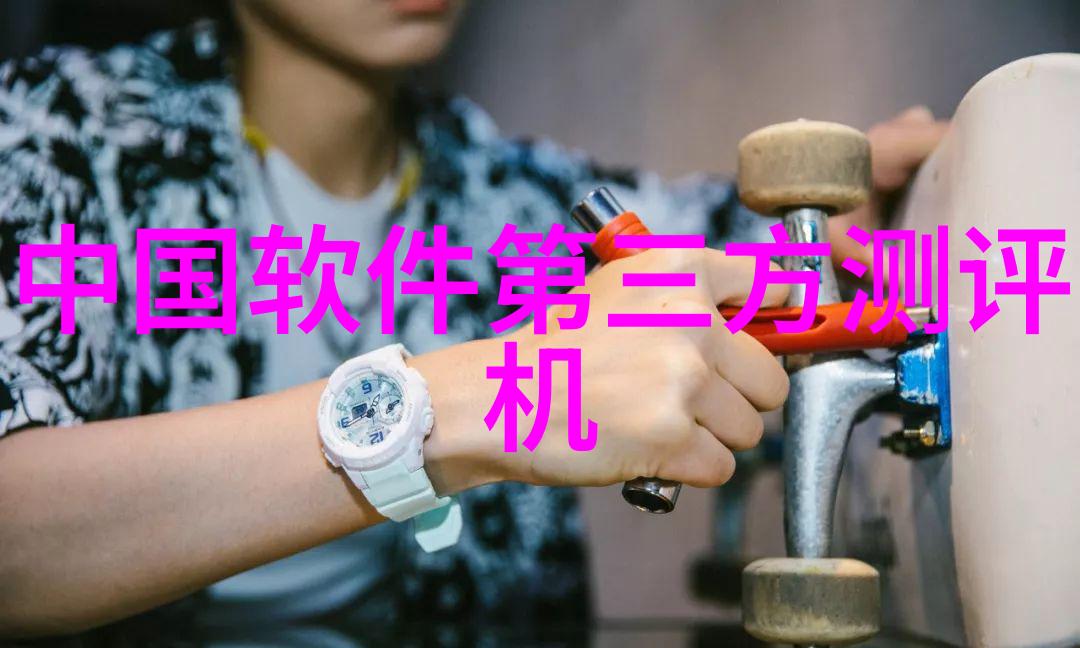 兰蔻新品-璀璨亮泽色彩再现兰蔻最新护肤系列