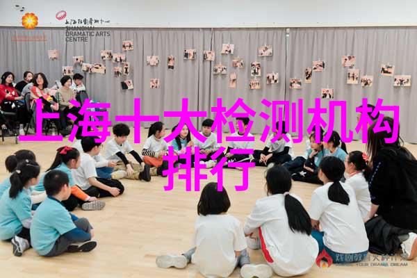 探索时尚界的色彩革命最新品色的崭新趋势